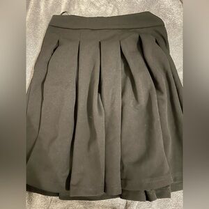 Pleated skirt